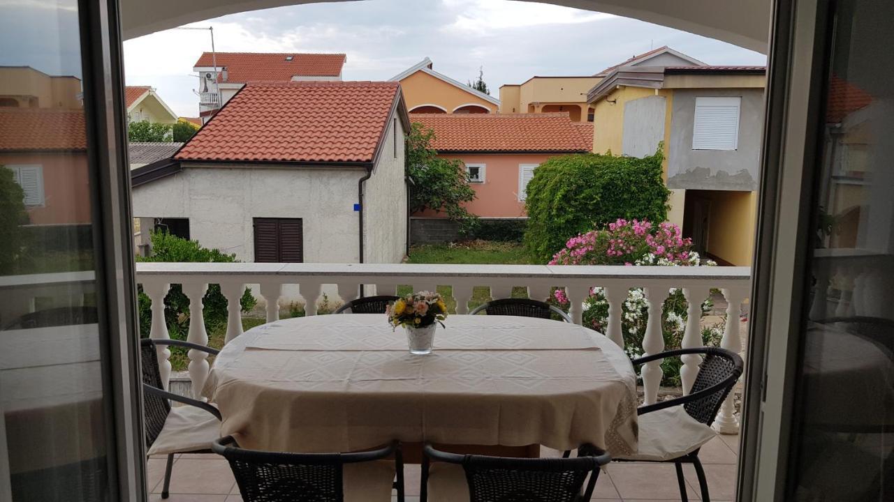Apartment Sunshine Vir Zewnętrze zdjęcie
